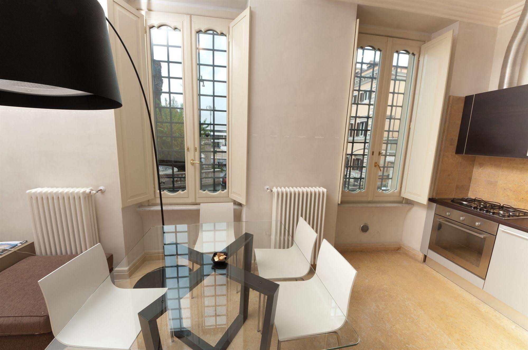 Apartment Dimora Storica Palazzo Marescalchi Belli