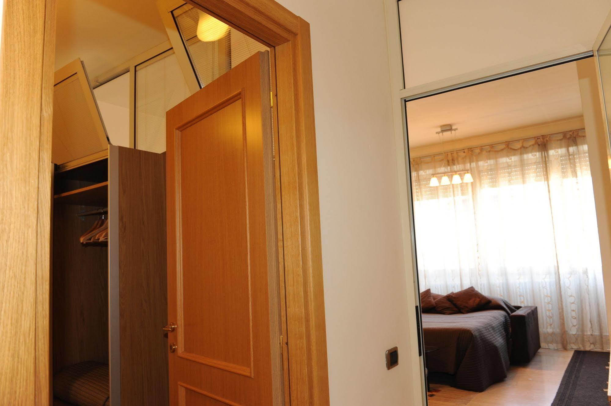 Lux Aparthotel