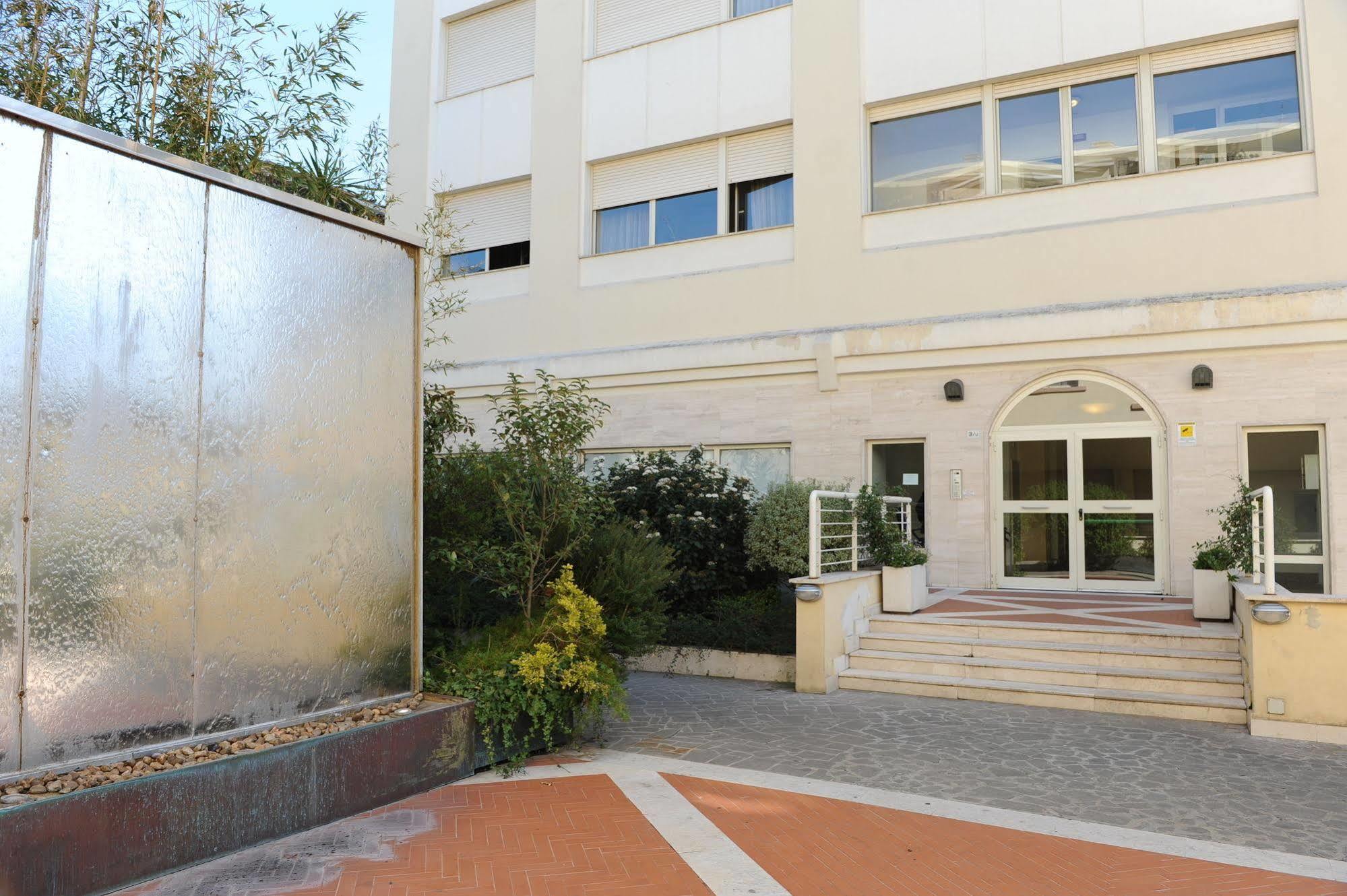 Lux Roma