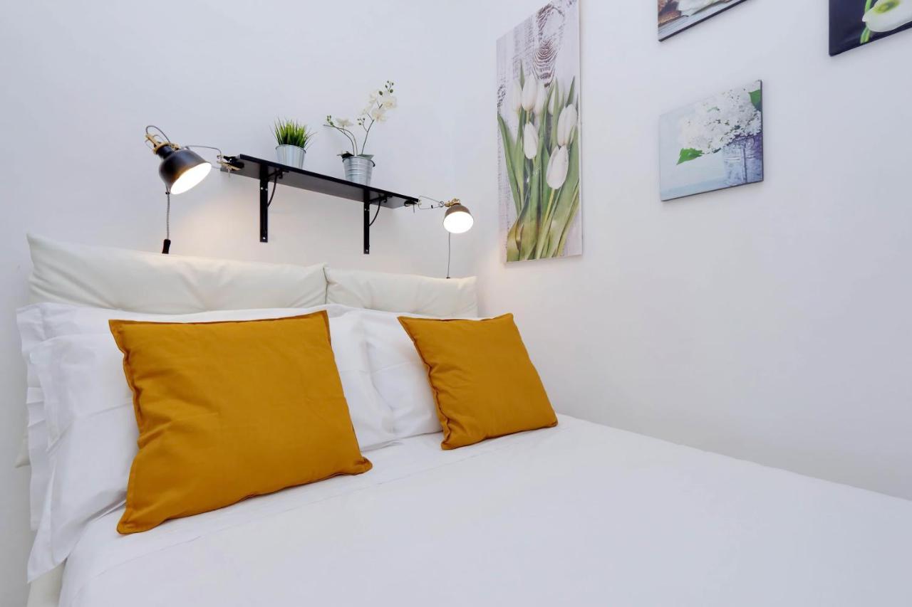 Apartment Leonina Charme - My Extra Rome