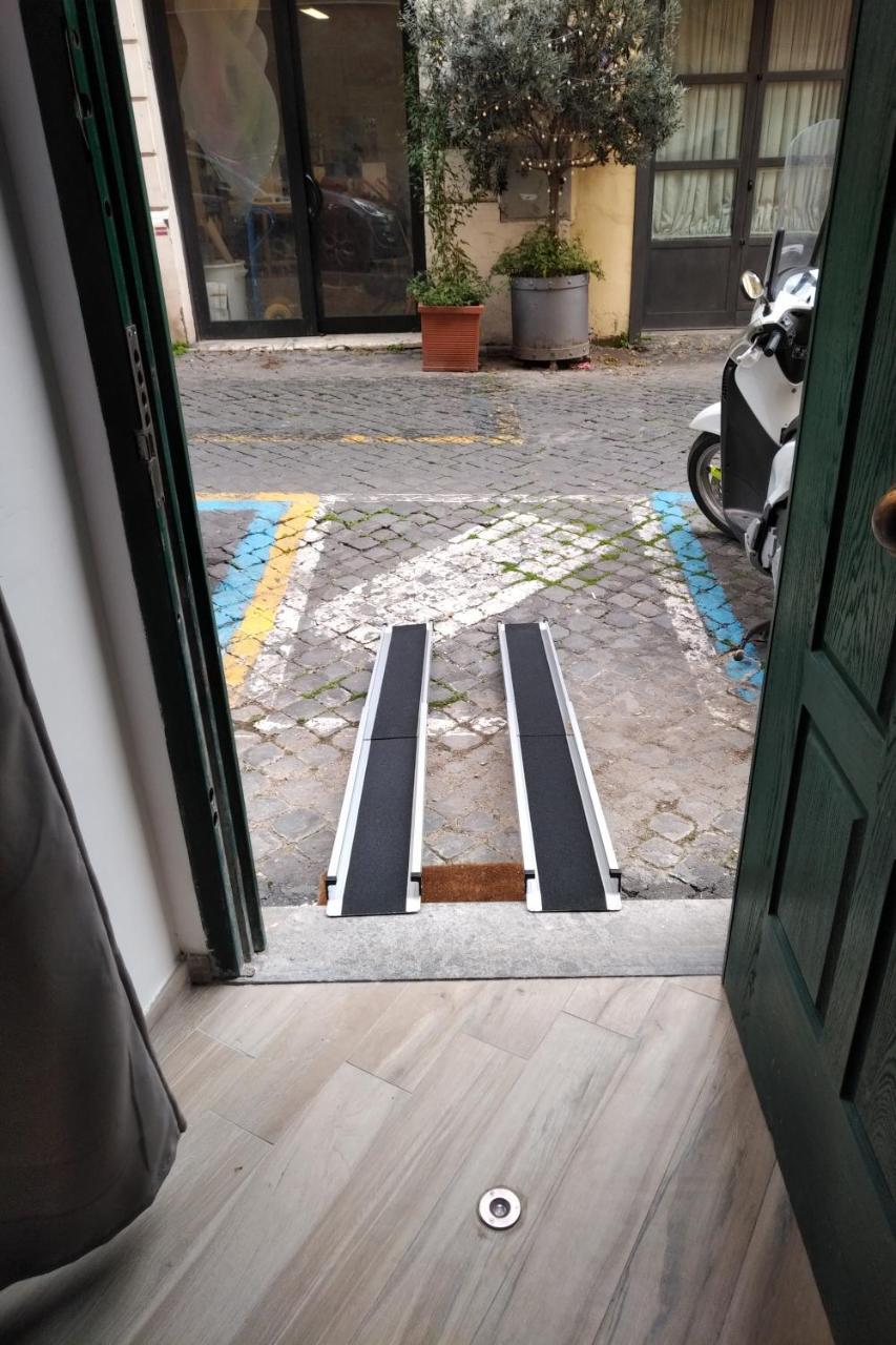 Flatinrome Trastevere Deluxe - Patio 3* Rome