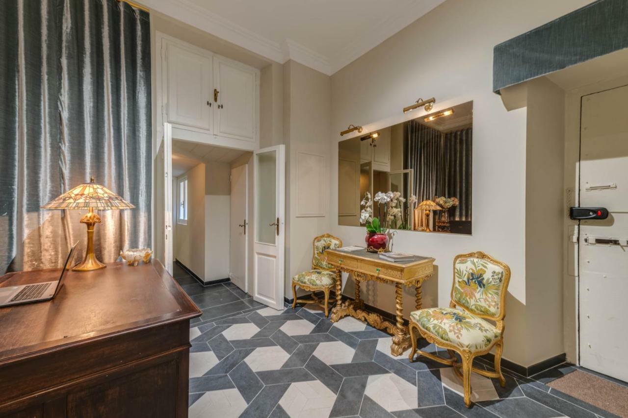 Adrianus 3* Rome