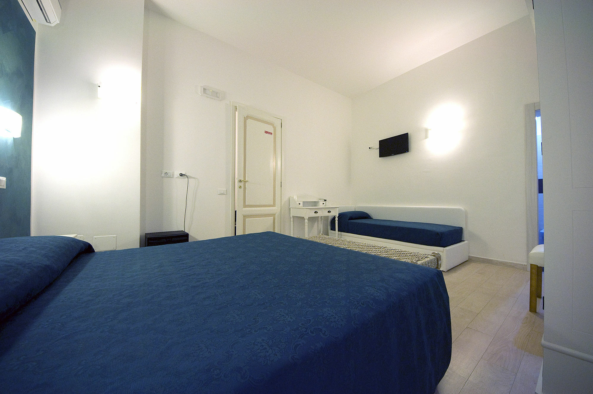 Alangia Rome