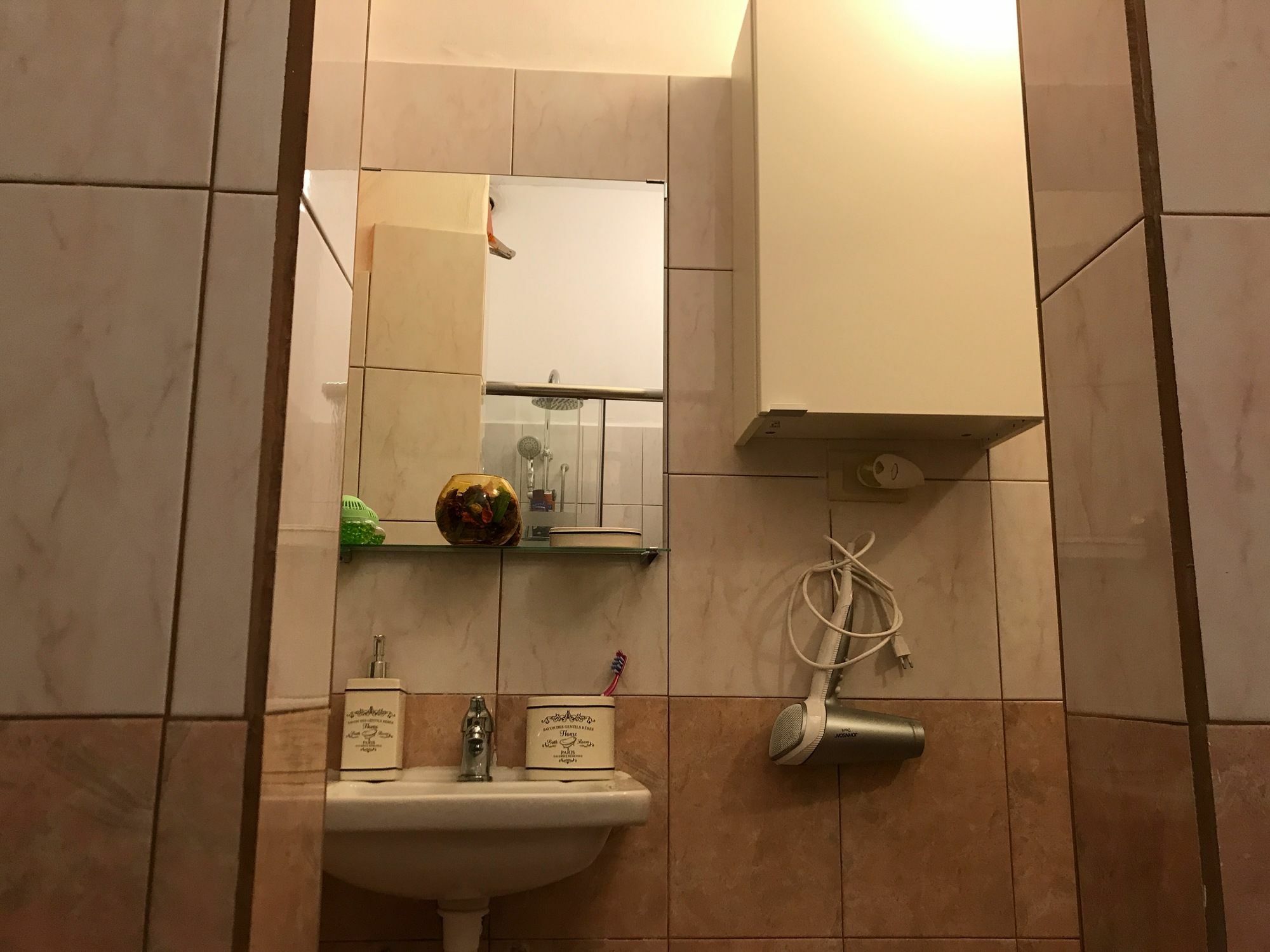 Guest house Pardis