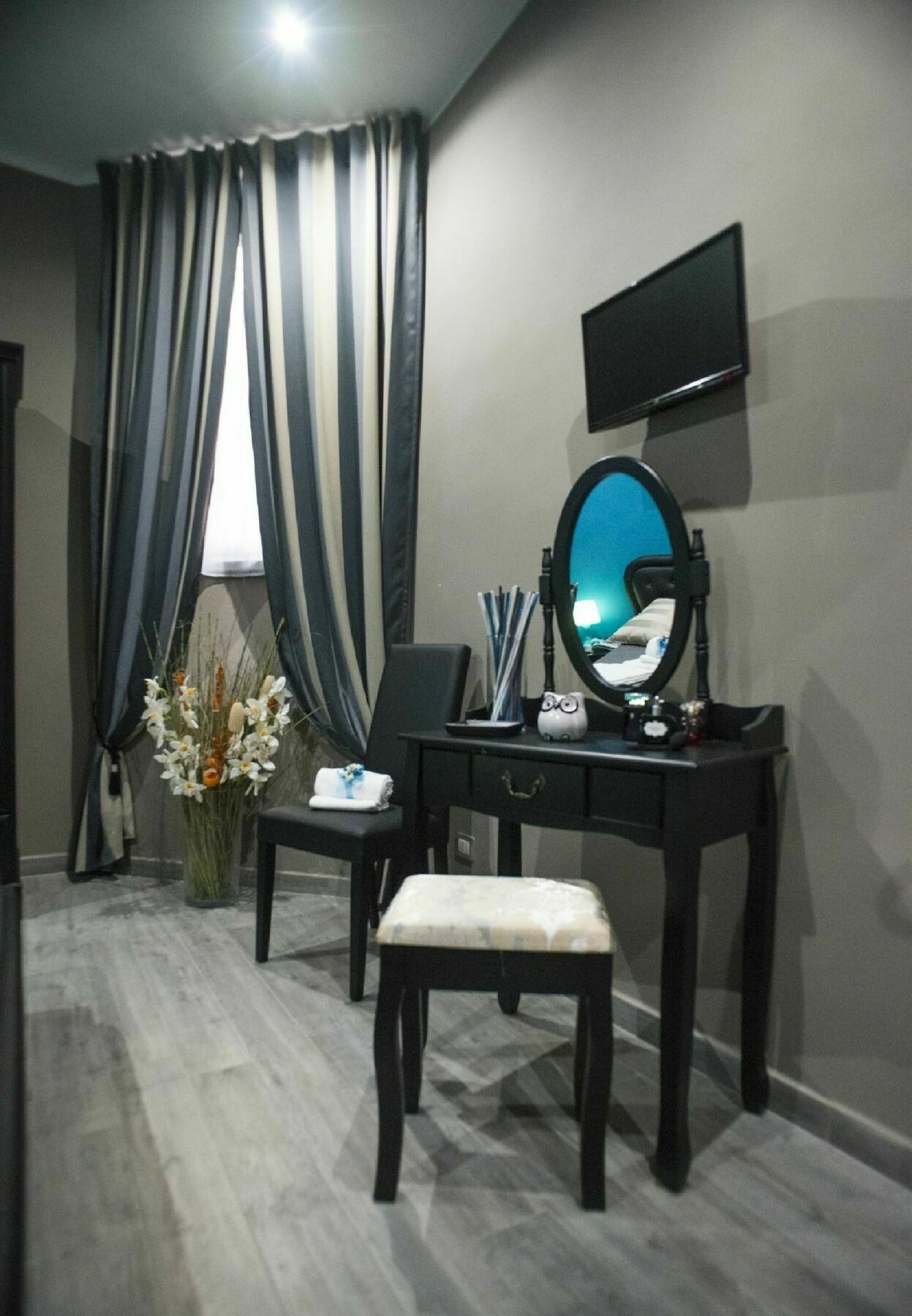 Costantino Secondo Apartment *