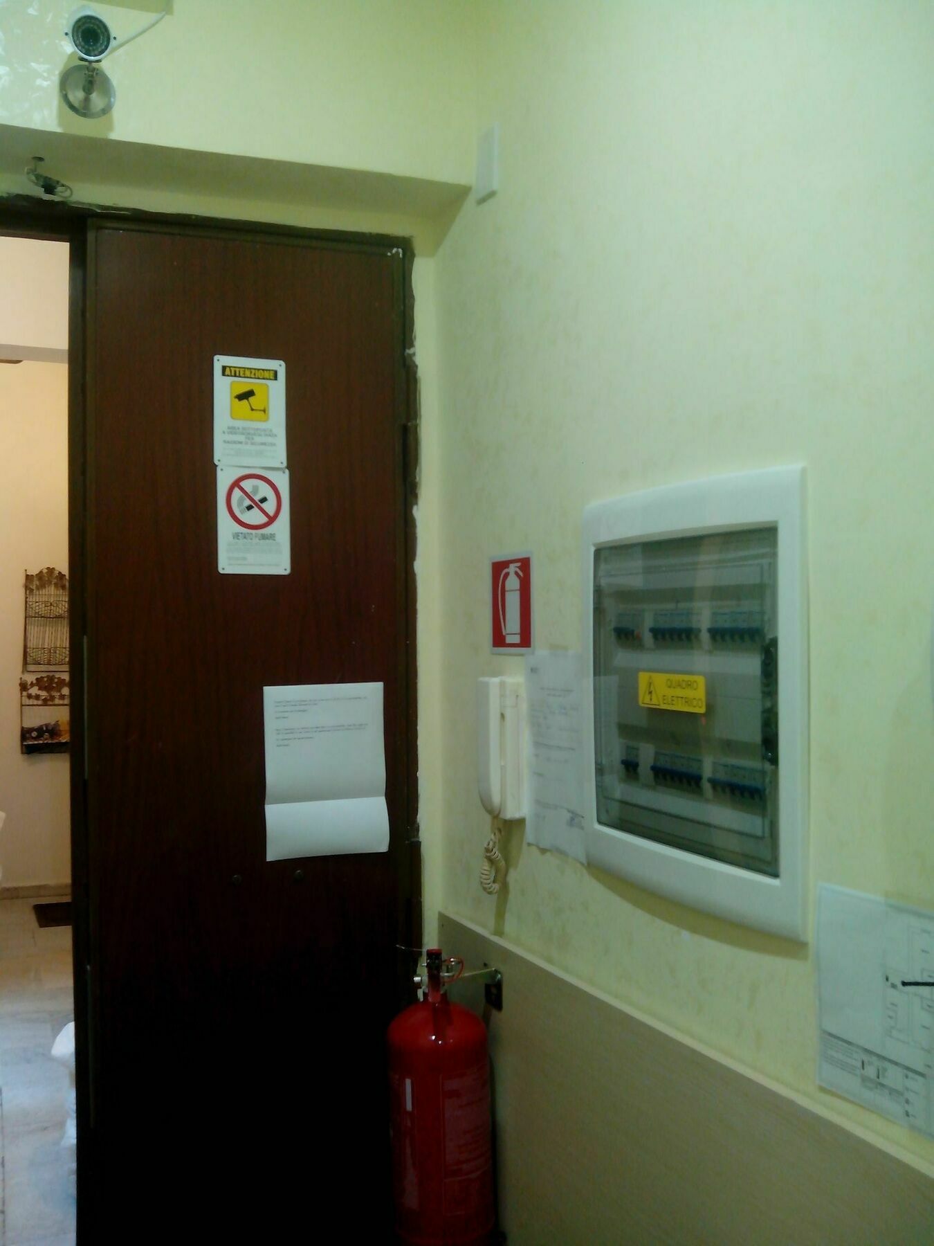 Guest house Hola