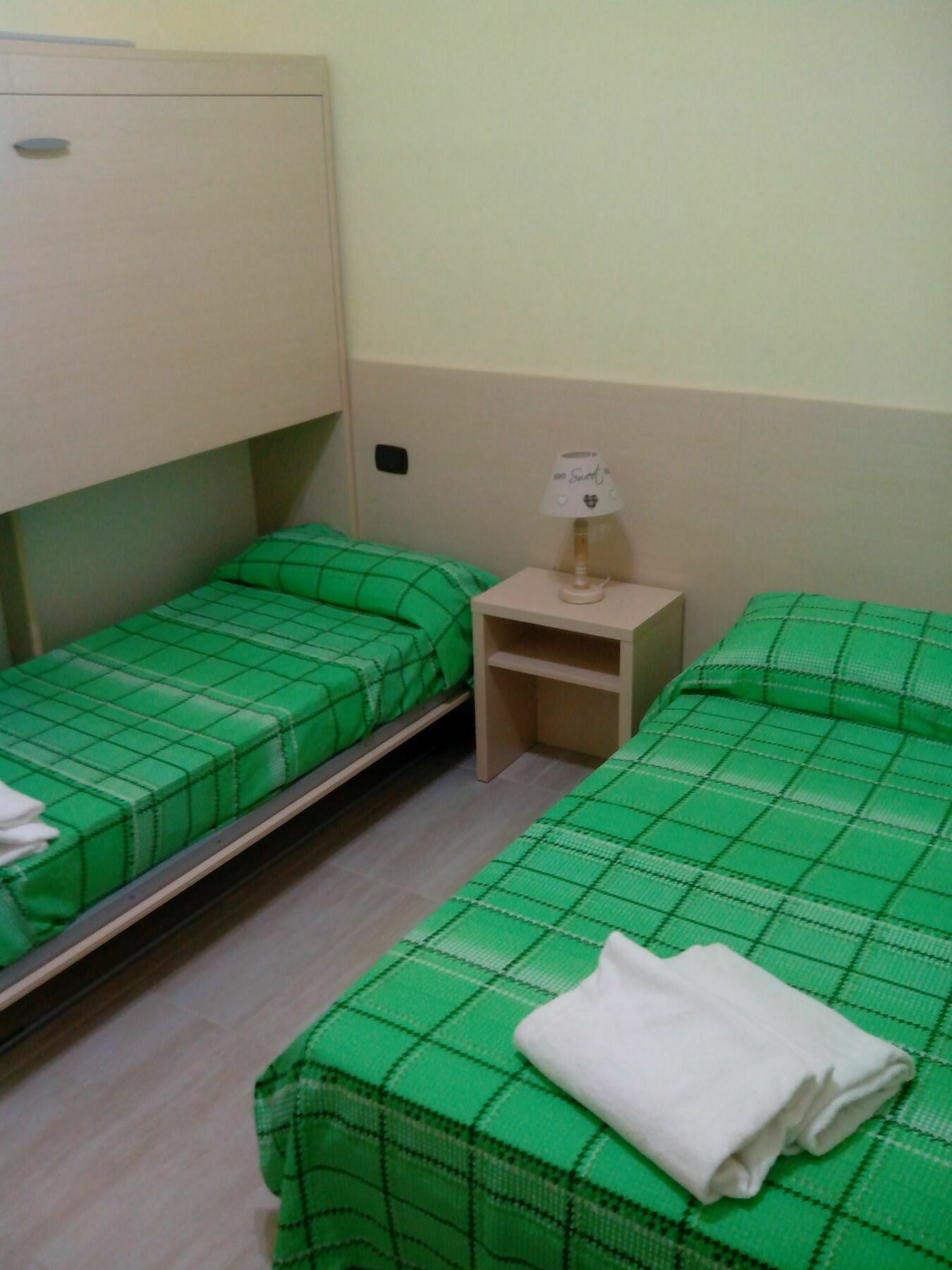 Hola Guest house 3*
