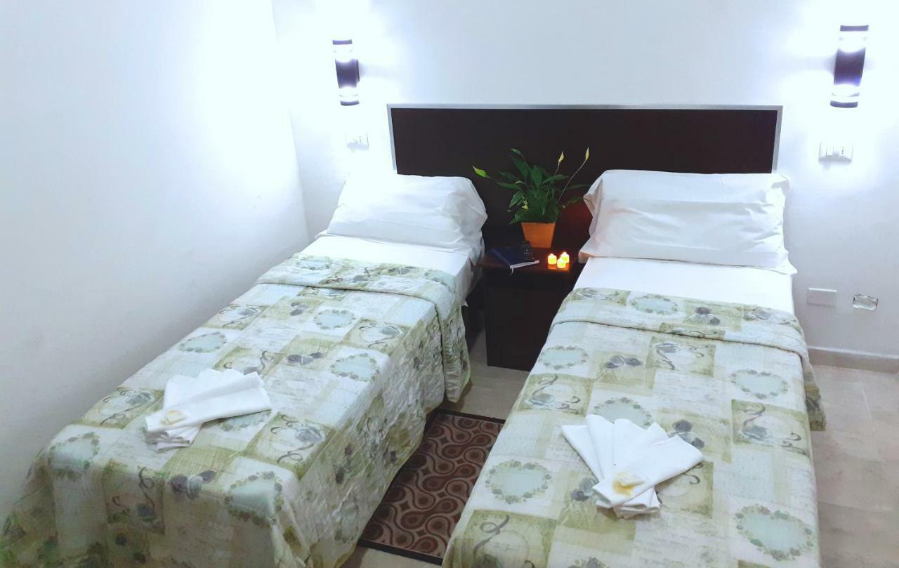 Sarkar House * Rome