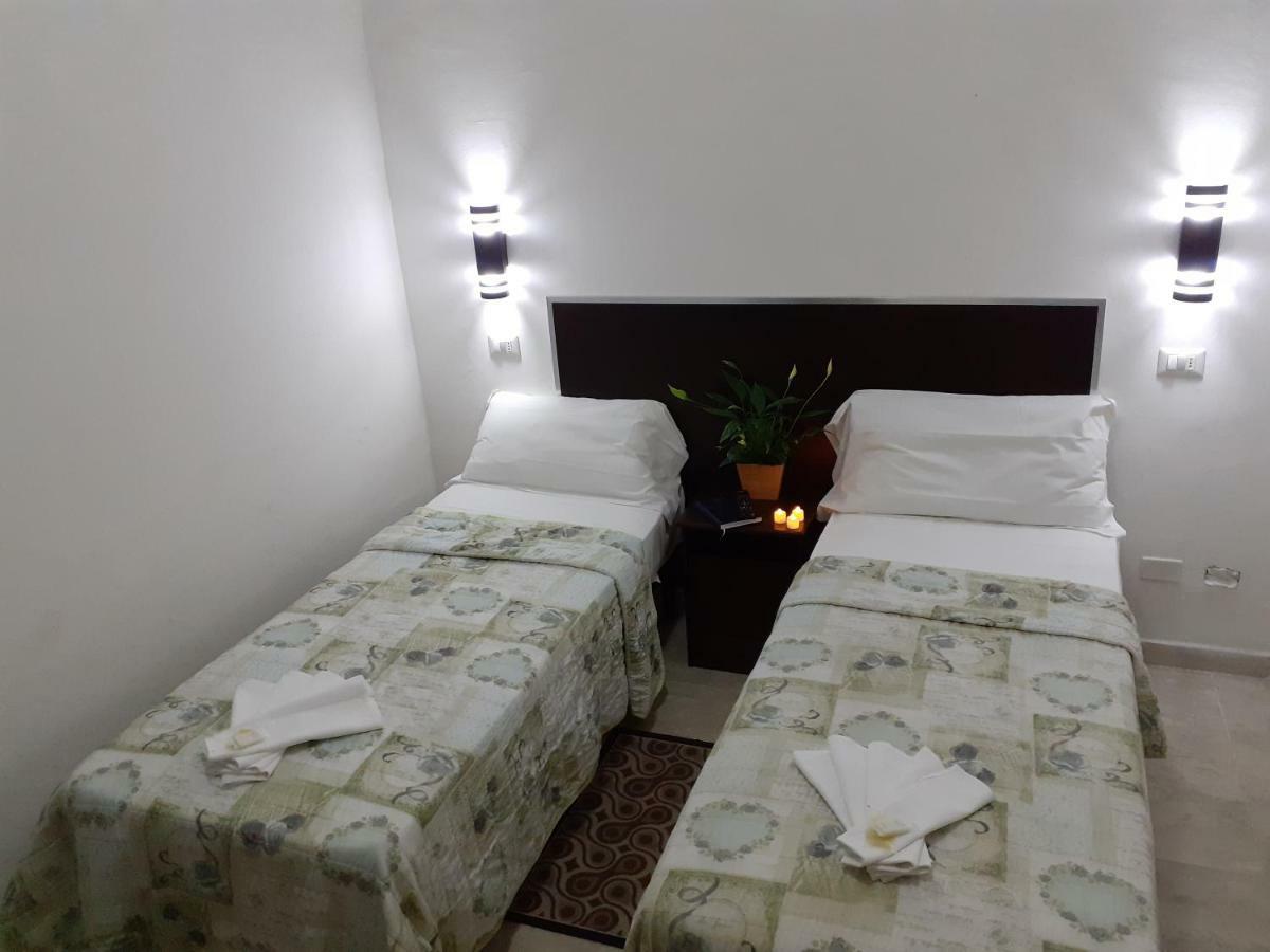 Sarkar House Bed & Breakfast Rome