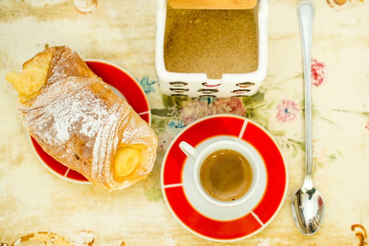 Acomodação com café da manhã  Guest Art Roma