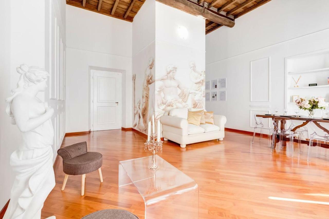 Loveromeapartments Pantheon, Navona Square Apartment