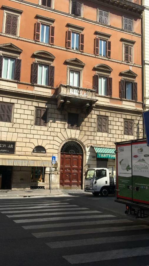 Apartment Domus Aurea 295 Rome