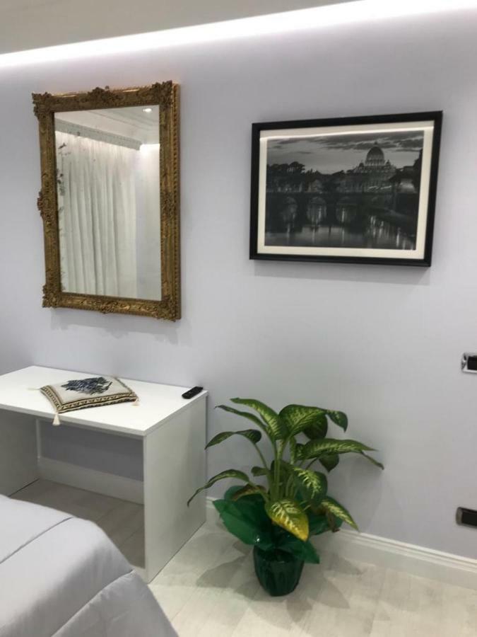 Apartment Ampio Flaviano Dream House Rome