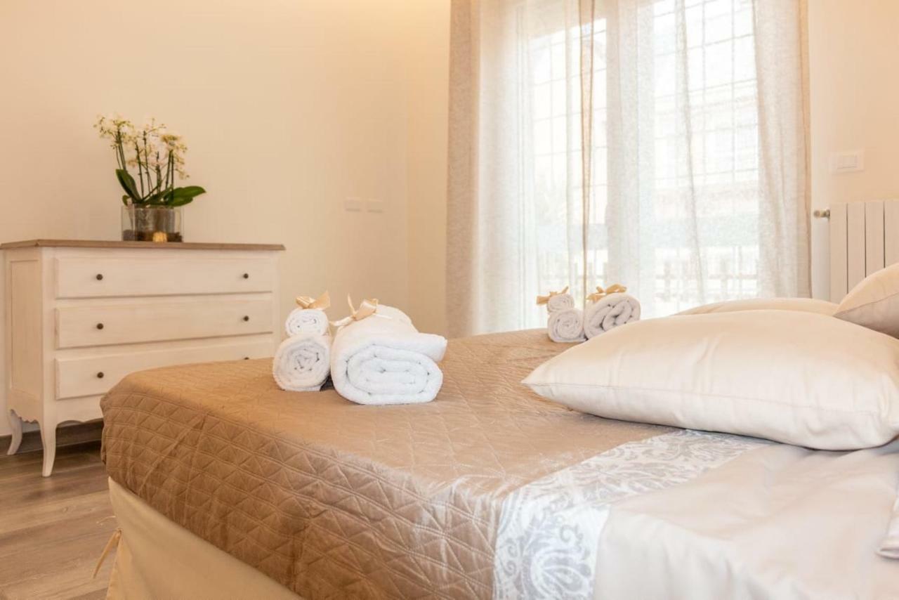 La Camelia Bianca Villa Rome
