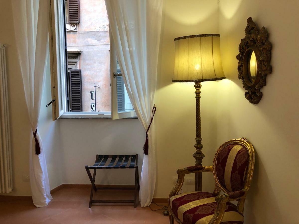 Visione Via Sant'andrea Delle Fratte, 36 Rome