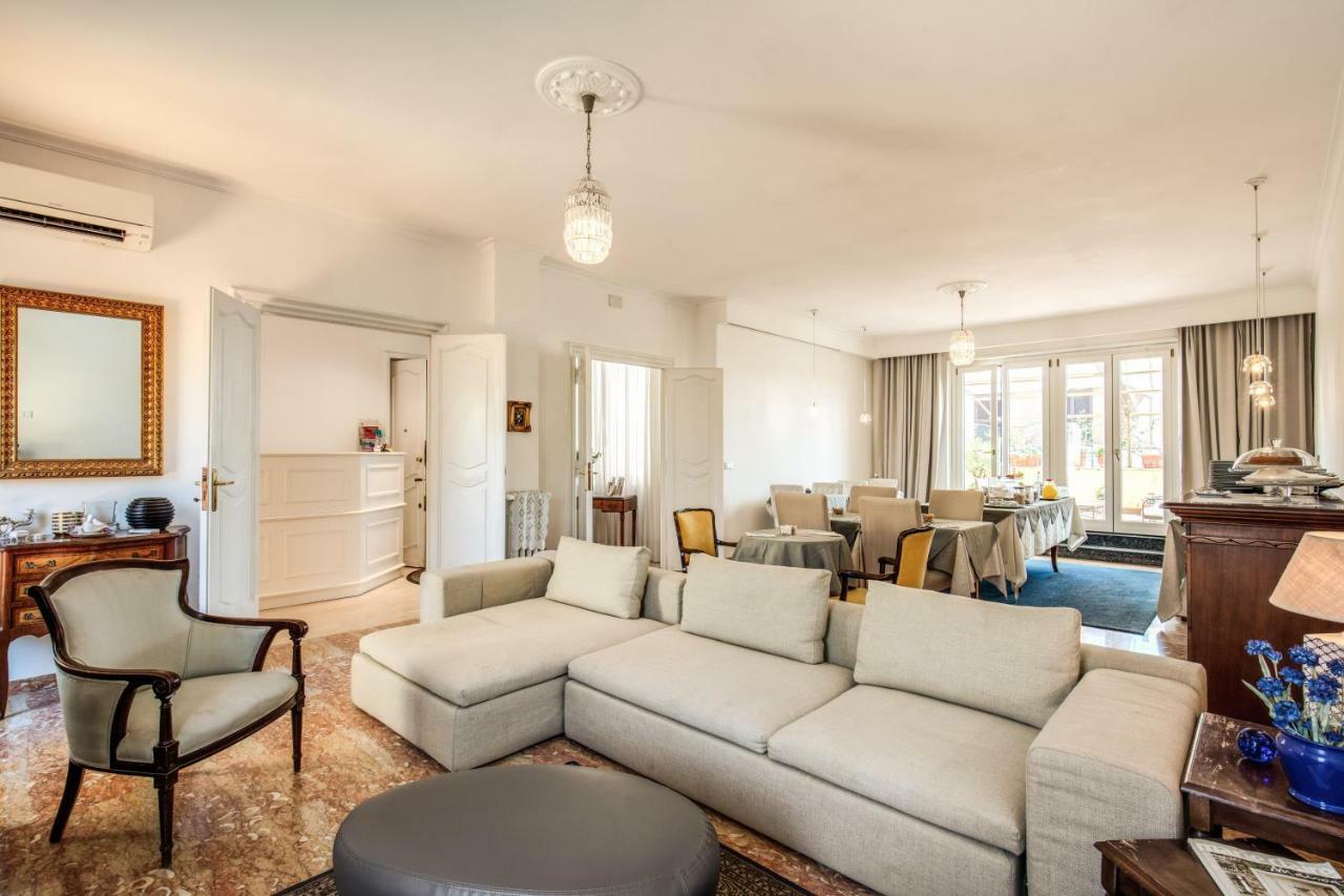 Comfort Astoria Palace Bed & Breakfast 3*