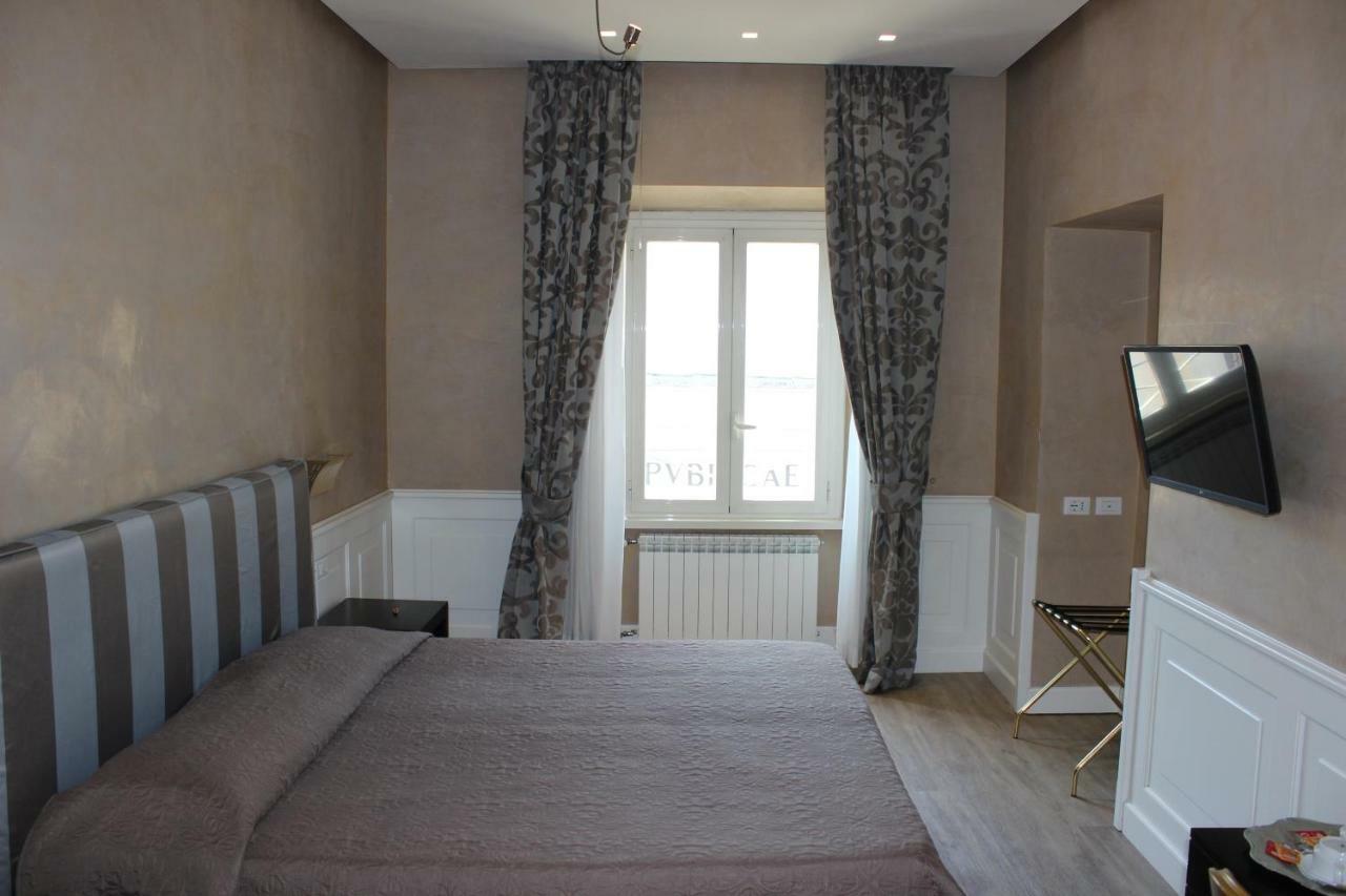 Couette-café Relais La Maison De Luxe 2*