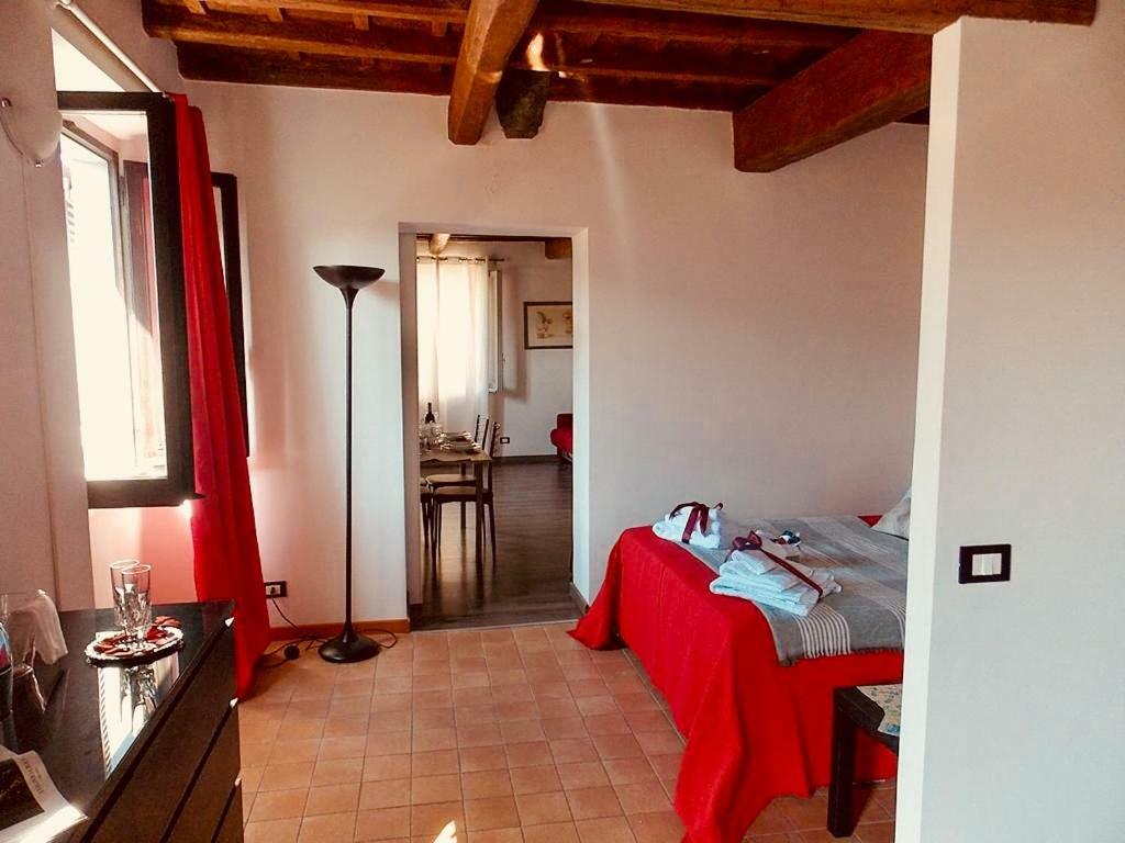 Casa Vacanze Santa Rufina Apartment