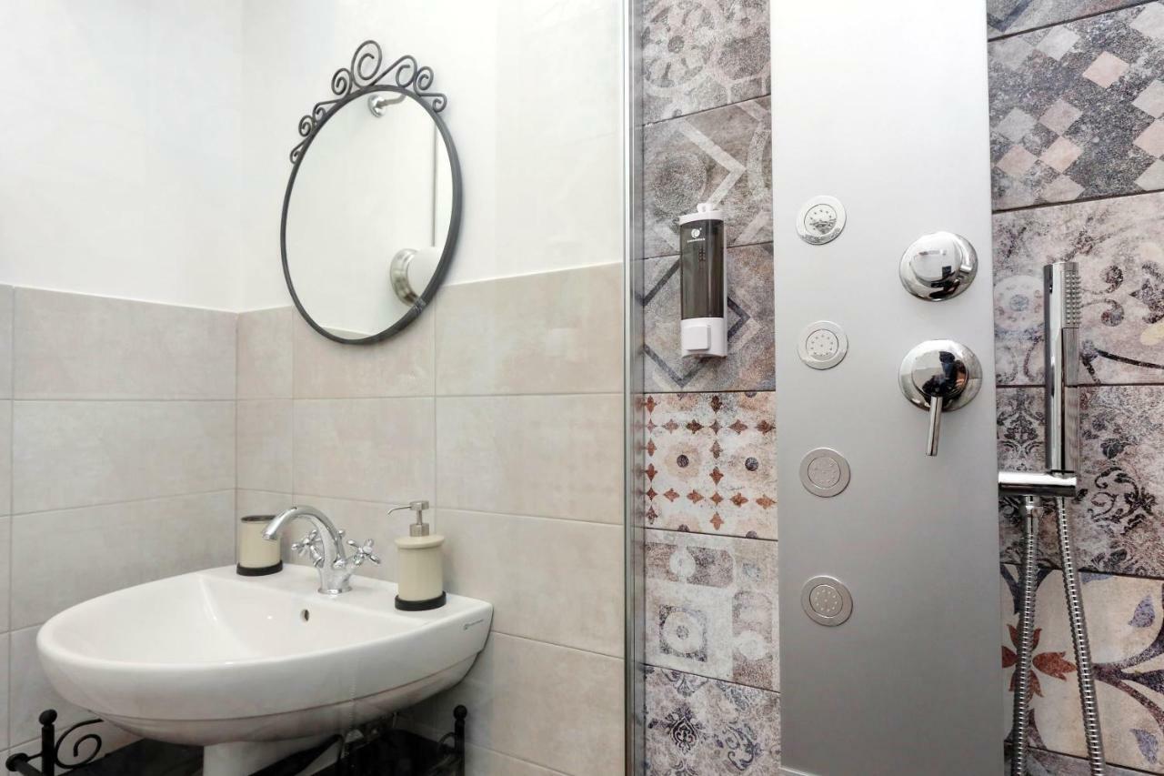 Domus Ponte Milvio Guest house