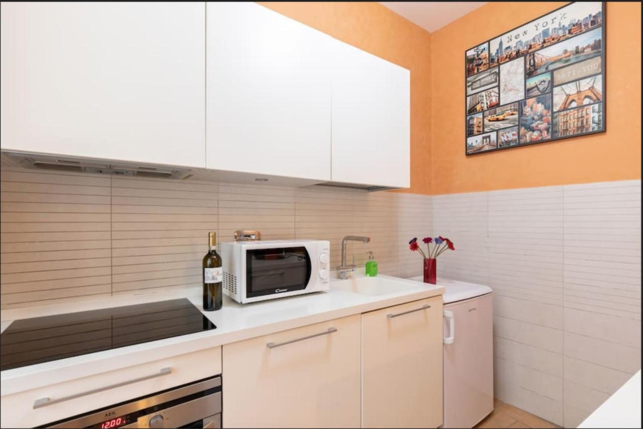 Colosseum Apartment
