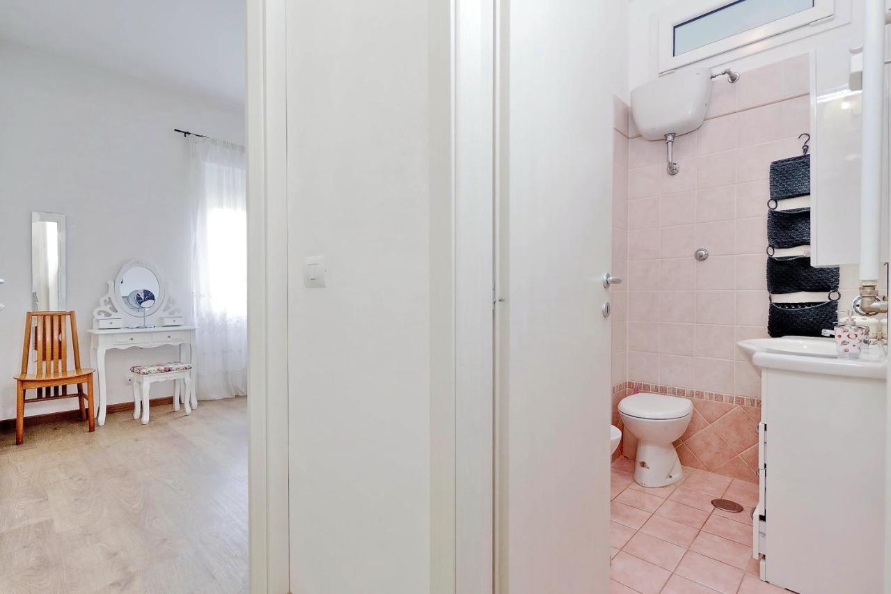 Chiara In San Paolo Apartment