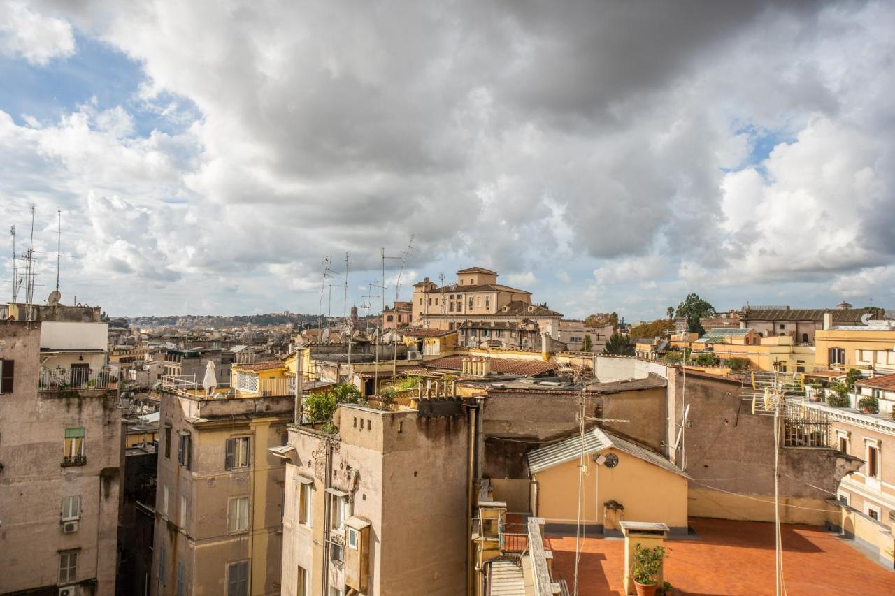 Appartamento Cavour Attic With Terrace