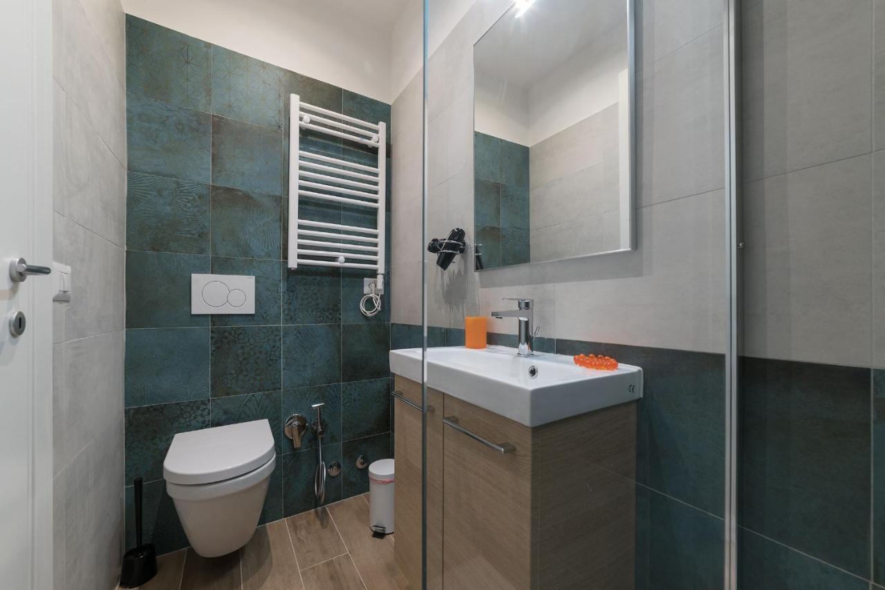 Station House Guest house *