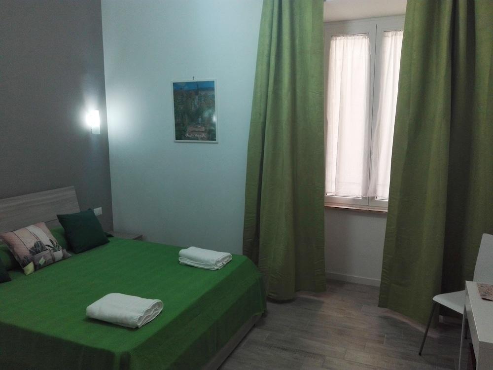 Relais Borghese Hotel