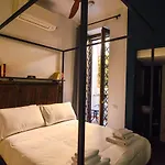 Flatinrome Trastevere Rooms