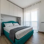 Fonte Laurentina Apartments