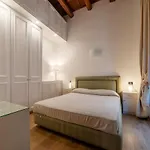 Piazza Di Spagna Elegant Apartment
