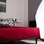 Kamchu Apartments: Viale Libia