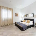Navona 7 Suite