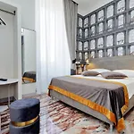 Opera 58 - Teatro Dell\'Opera Suites