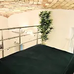 Beautifully Renovated Loft In Trastevere
