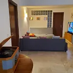Friendly House At Trastevere