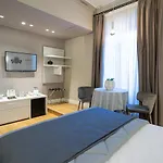 Cardilli Luxury Rooms