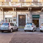 Bmga L Glam Industrial 3-Bed Apartment In Termini