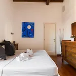Navona Theatre Apartment near Piazza Navona