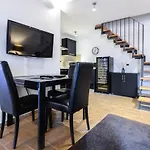 Ibernesi - Charming Apartment At The Roman Forums