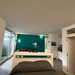 Green Space Studio In The Center