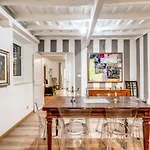 Lovely Spacious Apartment Near The Colosseum