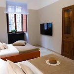 Rome City Center Apartment