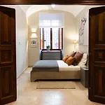 Rome City Center Apartment