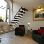 Your Prestigious Penthouse At The Spanish Steps