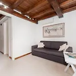 Charming Patio House In San Lorenzo