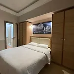 Ambasada Suite
