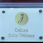 Deluxe Suite Welness