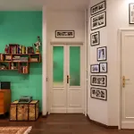 Piazza Di Roma Turquoise Apartment