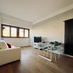 The Twenty - Villaggio Olimpico Apartment
